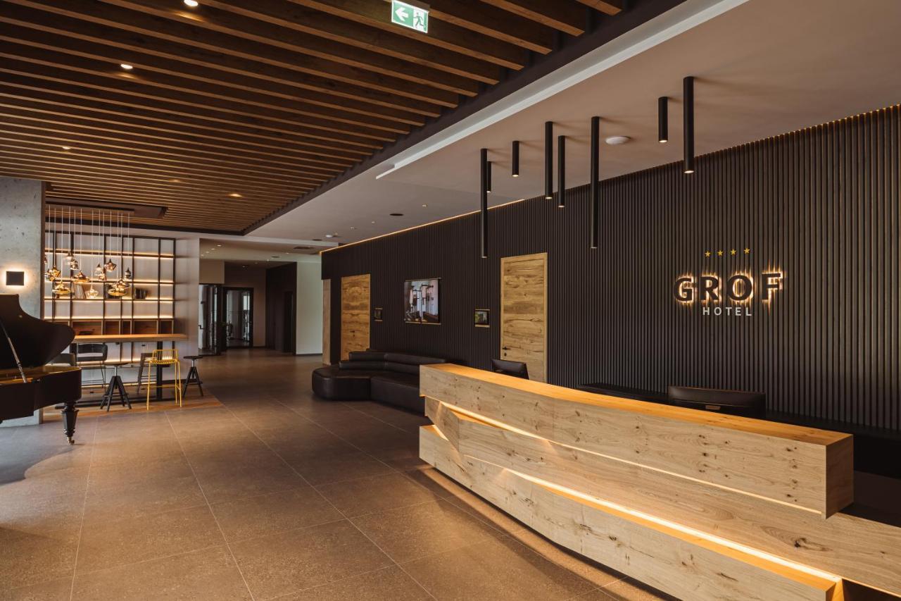Hotel Grof Vransko 外观 照片