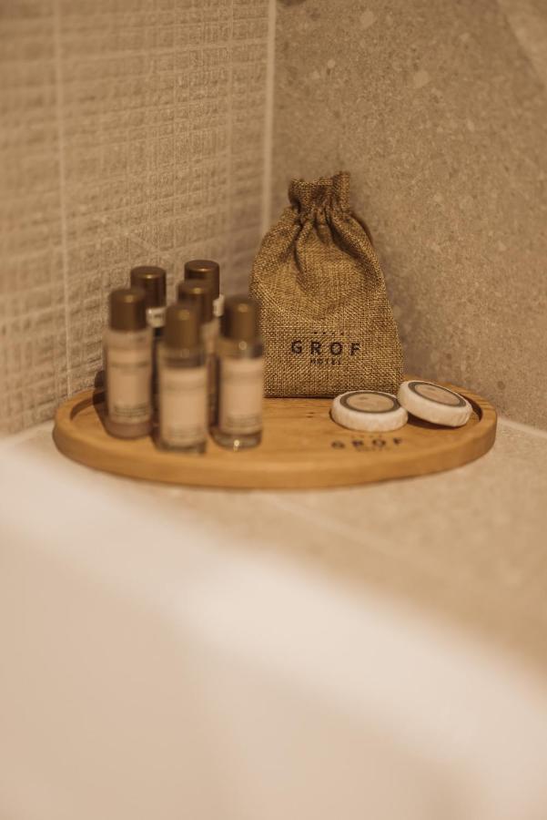 Hotel Grof Vransko 外观 照片